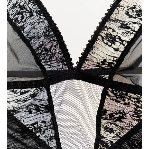 Pleated Lace Bodysuit with Floral Embroidery, Black, Zara, M, NWT - Picture 12 of 12